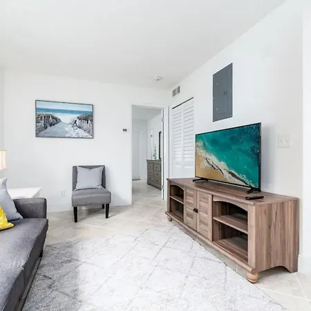 Heart Of Wilton 1 Recently Remodeled Appartement
